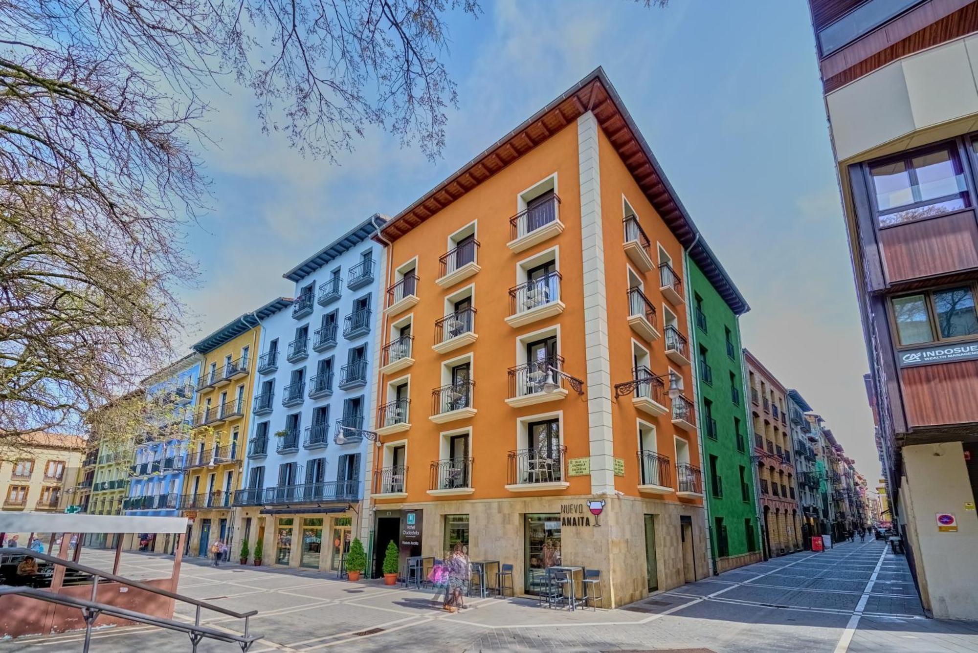 Ciudadelaresort Pamplona Exterior photo